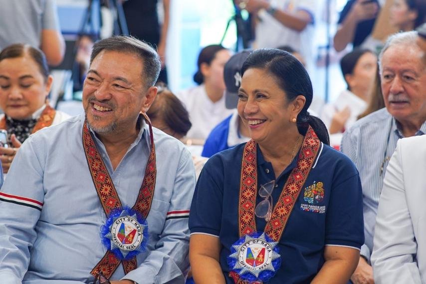 PCSO donates medical equipment, pledges support for DOH Level 2 accreditation